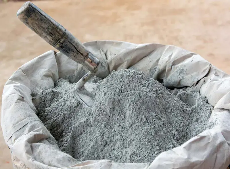 هر متر مربع ساختمان چقدر سیمان مصرف می‌کند؛ راهنمای ساده برای شروع