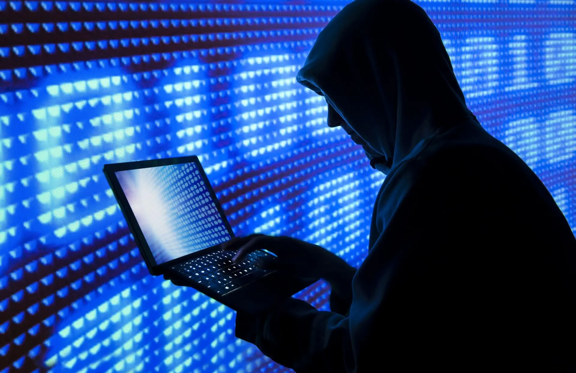 هوش مصنوعی چگونه روش‌های حملات سایبری را تغییر داده است؛ بررسی نکات و جزئیات مهم